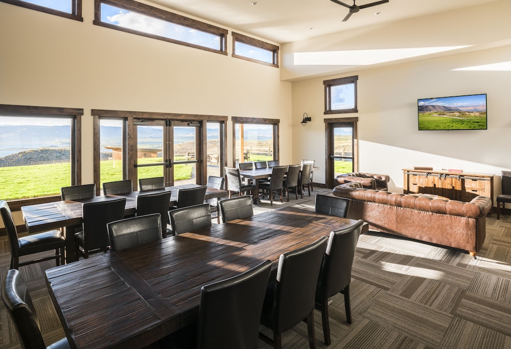 Inn at Gamble Sands in Brewster Best Rates & Deals on Orbitz