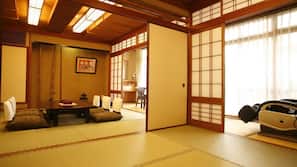 In-room safe, iron/ironing board, free WiFi