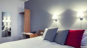 In-room safe, desk, iron/ironing board, free WiFi