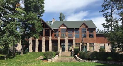 Heartwood Resort & Conference Center