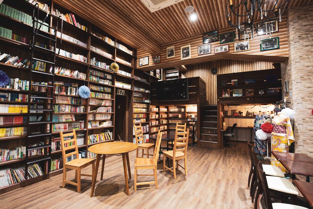 ホステル わさび大阪Bed with Library