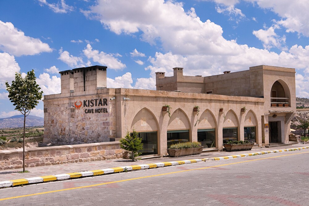 Kistar Cave Hotel