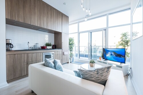 Yorkville On Hotels Find C106 Hotel Deals Travelocity - 