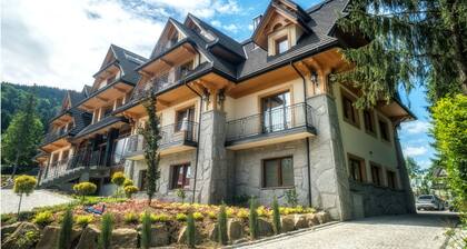 Gold Hotel