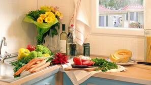 Réfrigérateur, fourneau de cuisine