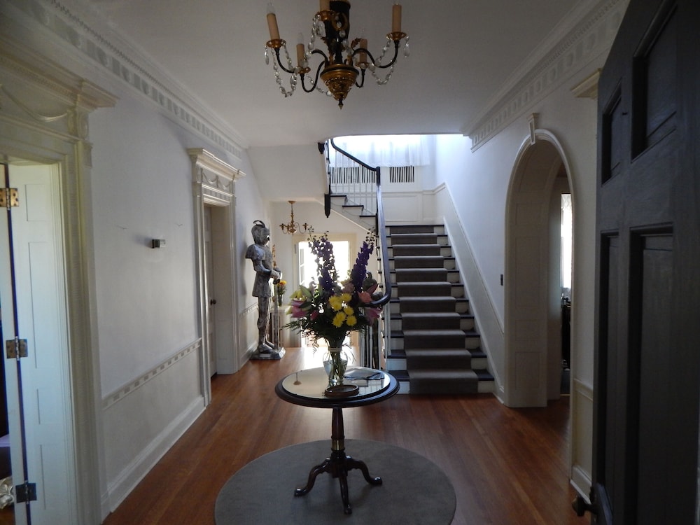 Clonmel Castle 2018 Pictures Reviews Prices Deals Expedia Ca Clonmel Castle