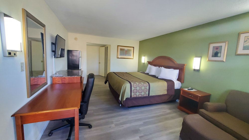 Big Spring Inn In Madisonville Hotel Rates Reviews On Orbitz