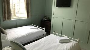 Desk, iron/ironing board, free rollaway beds, free WiFi
