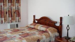 Desk, iron/ironing board, free WiFi