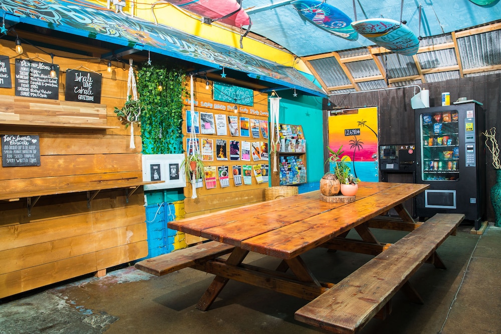 Ith beach bungalow surf hostel deals