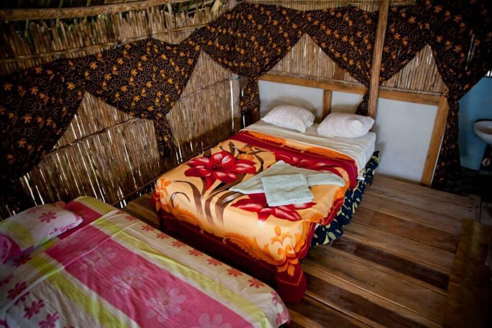 Book Hotel Cabañas Coco Blanco San Blas Islands Deals Beach Featured Image Guestroom