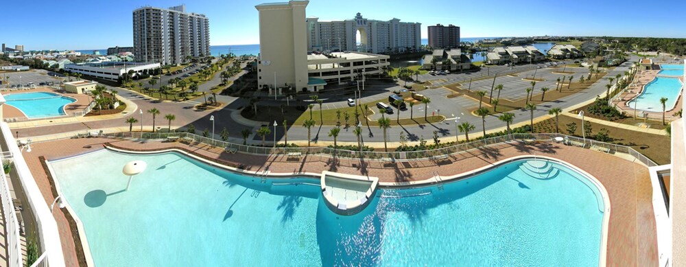 Ariel Dunes Beach Resort By Panhandle Getaways In Fort Walton Ariel Dunes Beach Resort By Panhandle