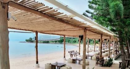 Issara Beach Resort