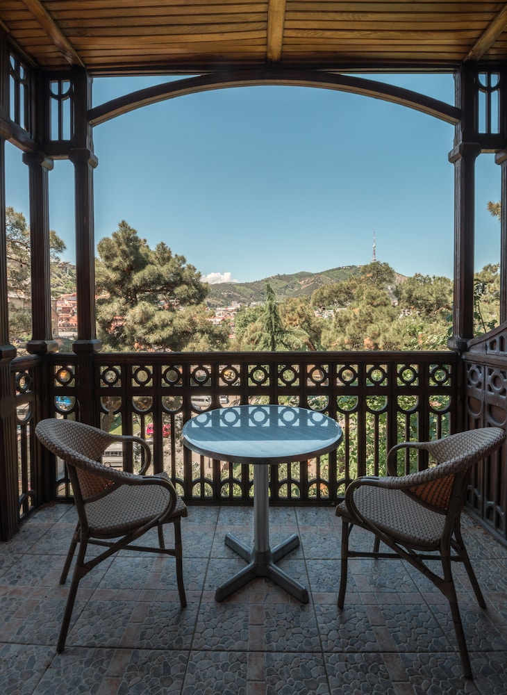 Дом в грузии у моря Дом в грузии у моря