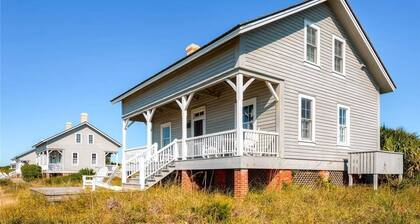 Captain Charlie s 3 3 Bedroom Holiday Home By Bald Head Island