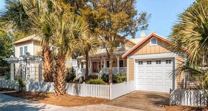 Marsh Madness 7 Bedroom Holiday Home By Bald Head Island