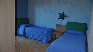 2 Schlafzimmer, kostenpflichtige Babybetten