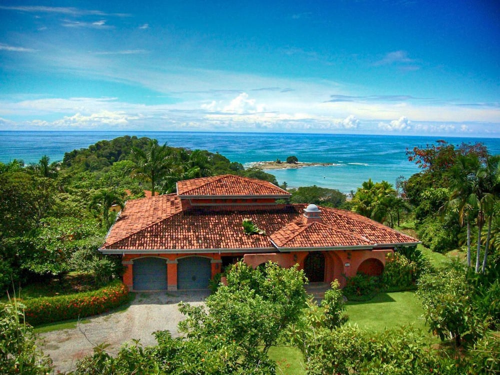 Casa Antigua in Dominical, Costa Rica