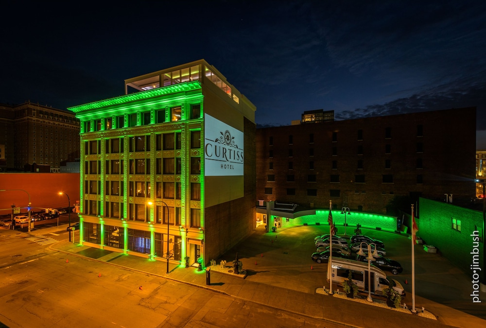 curtiss-hotel-ascend-hotel-collection-in-buffalo-best-rates-deals