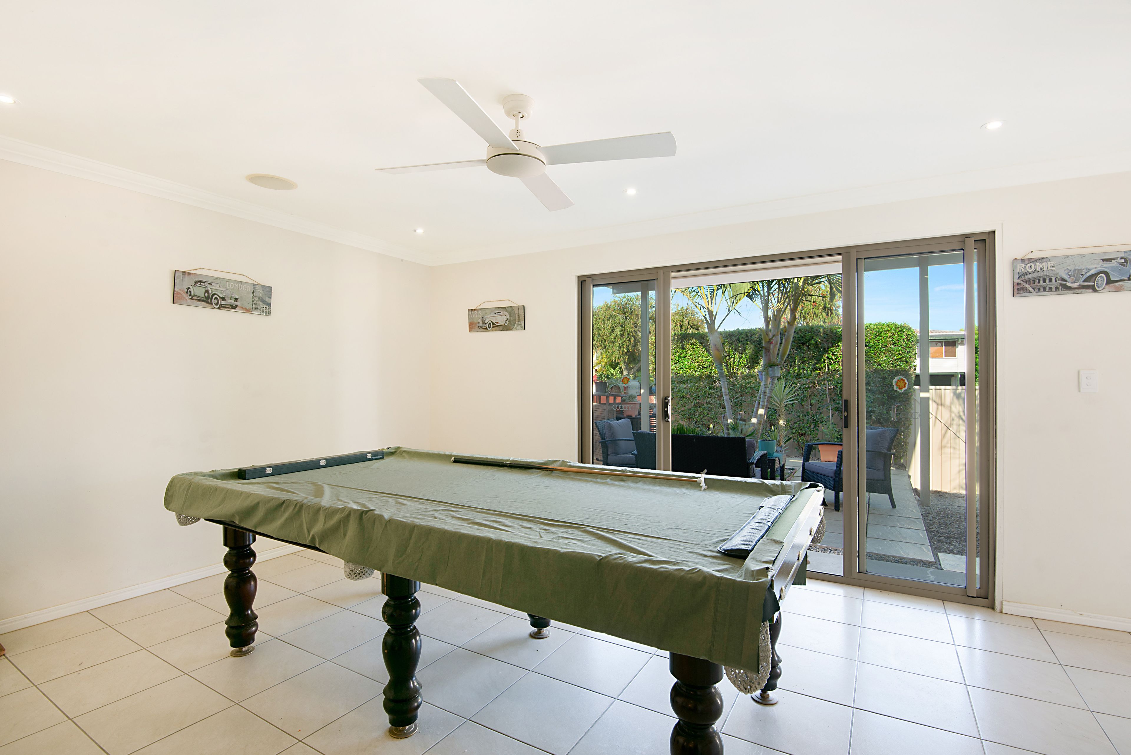 Central Redcliffe Holiday House