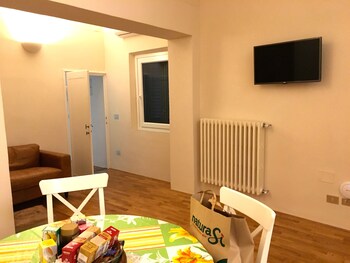 Residenze Massai Deals Reviews Prato Ita Wotif - 