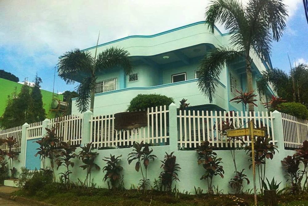 Our Melting Pot Tagaytay - Hostel in Tagaytay, Philippines