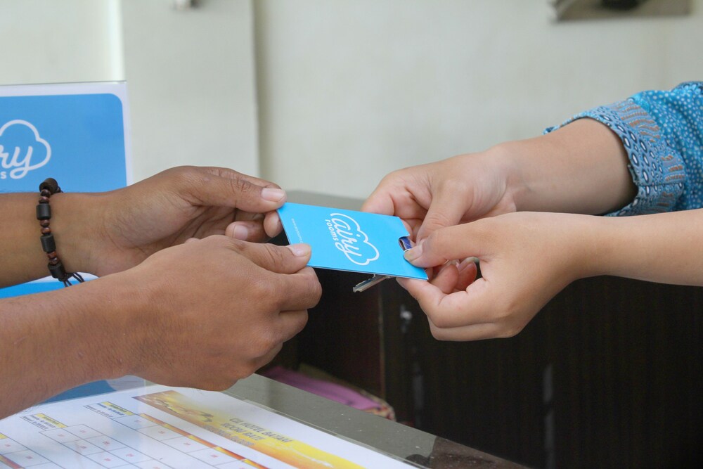 Airy Batu Aji Brigjen Katamso Ruko Taman Carina Batam 