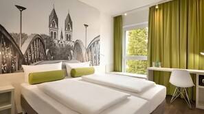 Een kluis op de kamer, gratis wifi, beddengoed, een wekker