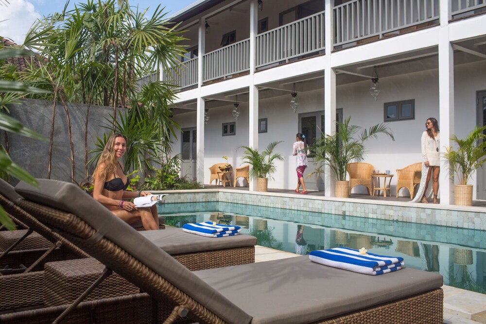 Photo - The Peacock Inn