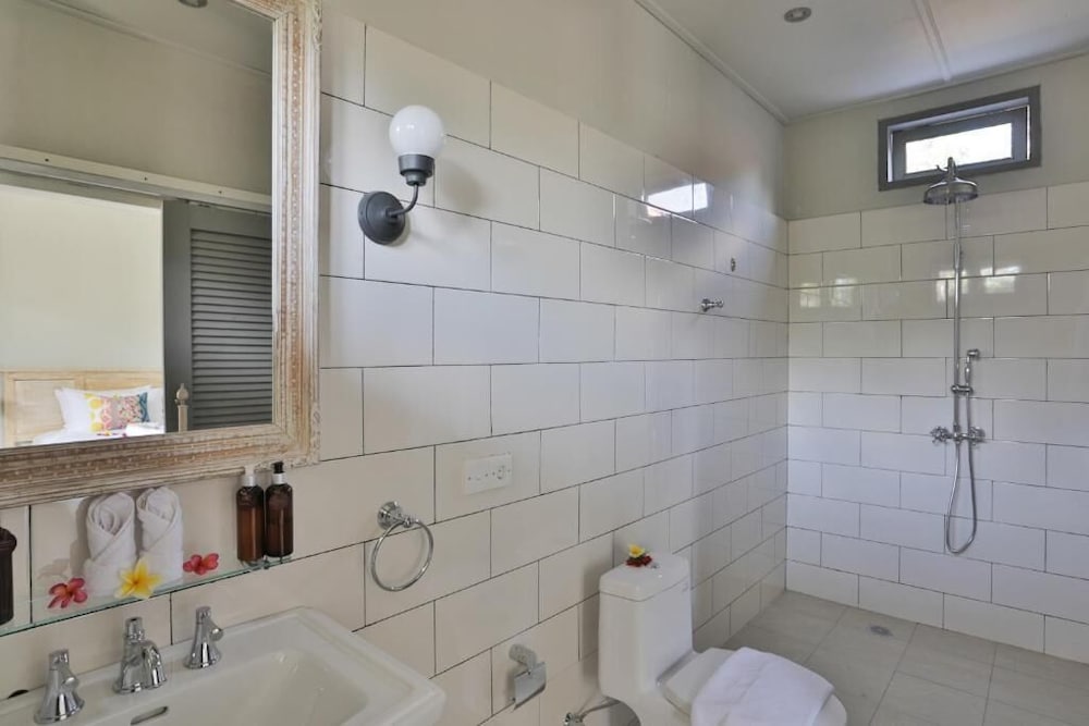 Photo - The Peacock Inn