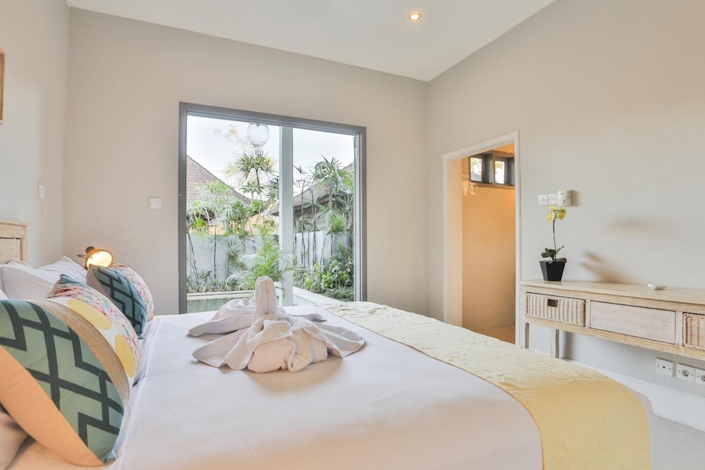 Photo - The Peacock Inn