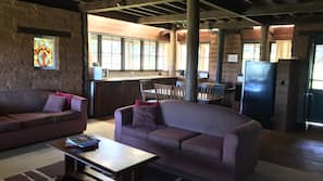 Flat-screen TV, fireplace, DVD player, pay-per-view films