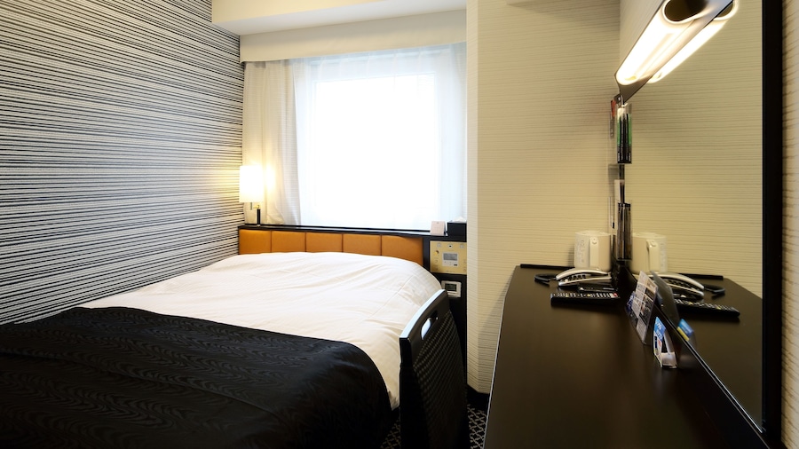 EQC Hotel 702
