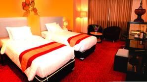 Minibar, desk, free WiFi, linens