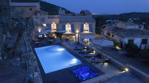 Outdoor pool, pool umbrellas, pool loungers