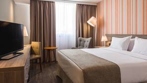 Premium bedding, minibar, in-room safe, desk