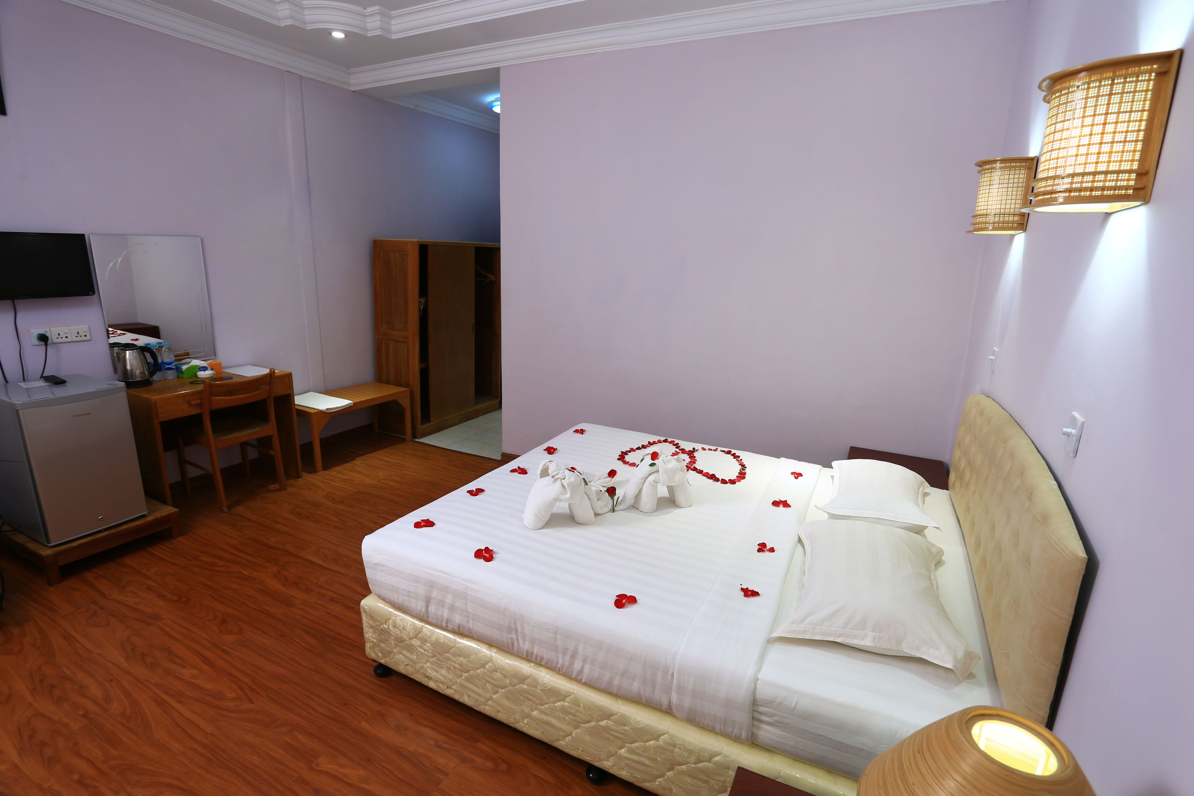 The Floral Breeze Wun Zin Hotel in Meiktila, Myanmar