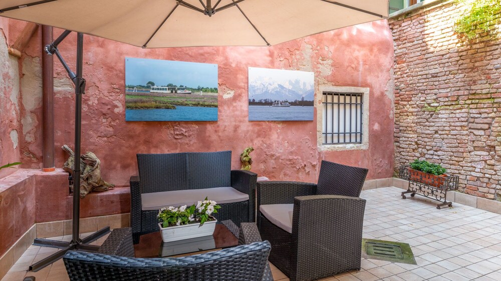 Venice Apartments San Samuele In Venice Italy Expedia - 