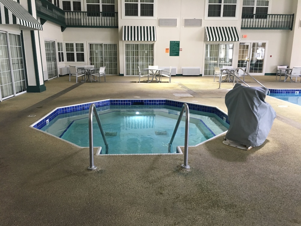 Grand Hinckley Inn in Hinckley Best Rates & Deals on Orbitz