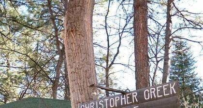 Christopher Creek Lodge