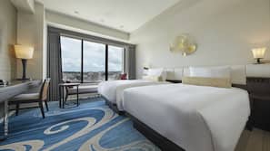 Premium bedding, down comforters, in-room safe, desk