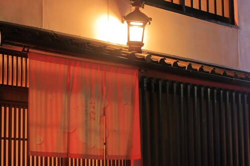 京都市のペットと泊まれるホテル 宿泊予約 人気のペットと泊まれるホテルを簡単予約 対象の宿泊施設のキャンセル料無料 ホテルズドットコム