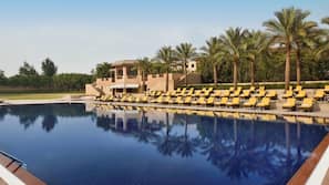 cairo mena marriott house pool loungers umbrellas sun outdoor pm open am