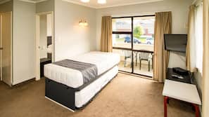 Desk, iron/ironing board, free WiFi, linens
