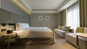 Premium bedding, in-room safe, individually furnished, laptop workspace