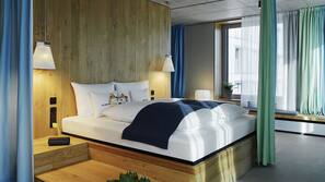 Daunenbettdecken, Minibar, Zimmersafe, individuell eingerichtet