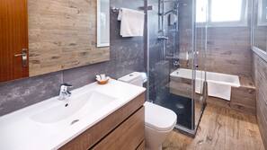 Free toiletries, hair dryer, towels