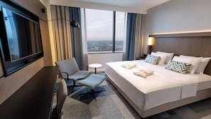 Premium bedding, in-room safe, desk, soundproofing