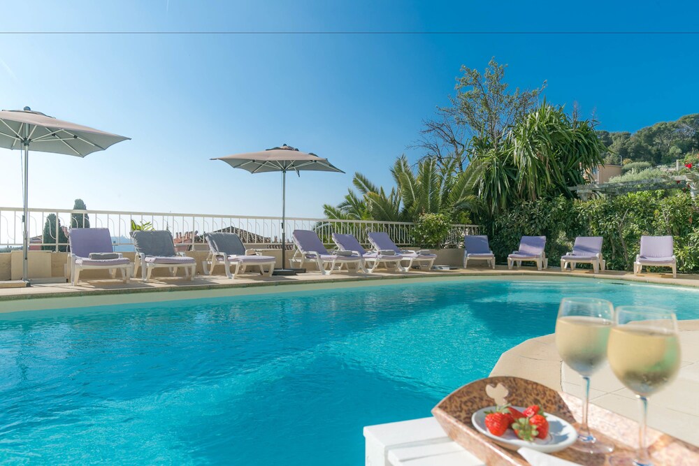 Hôtel La Fiancée du Pirate in Villefranche-sur-Mer, France