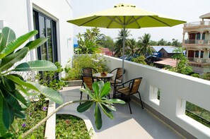 Family Suite, Multiple Beds, Balcony, Pool View | Balcony